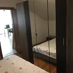 Krila Apartment *