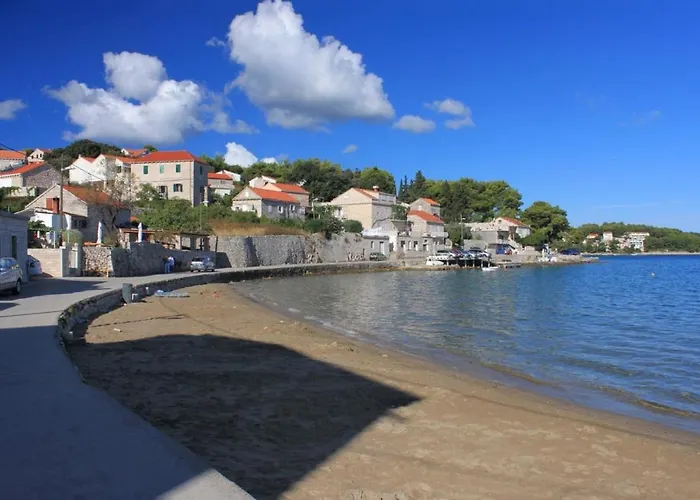 Apartament Krila Lumbarda
